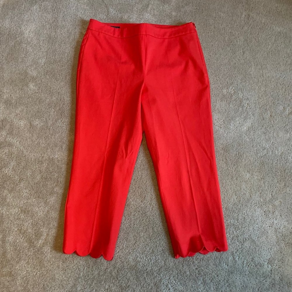 EUC Talbots Chatham Scalloped Hem Cropped Pants Size 8P
